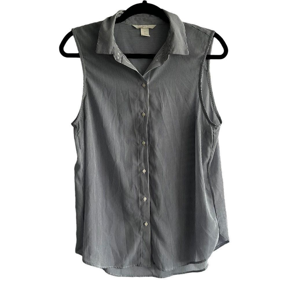 H&M Navy Blue & White Striped Sleeveless Button Down Top